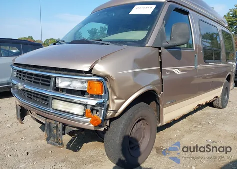 2001 Chevrolet Express Upfitter z USA, uszkodzony, nr VIN 1GBFG15R411115199